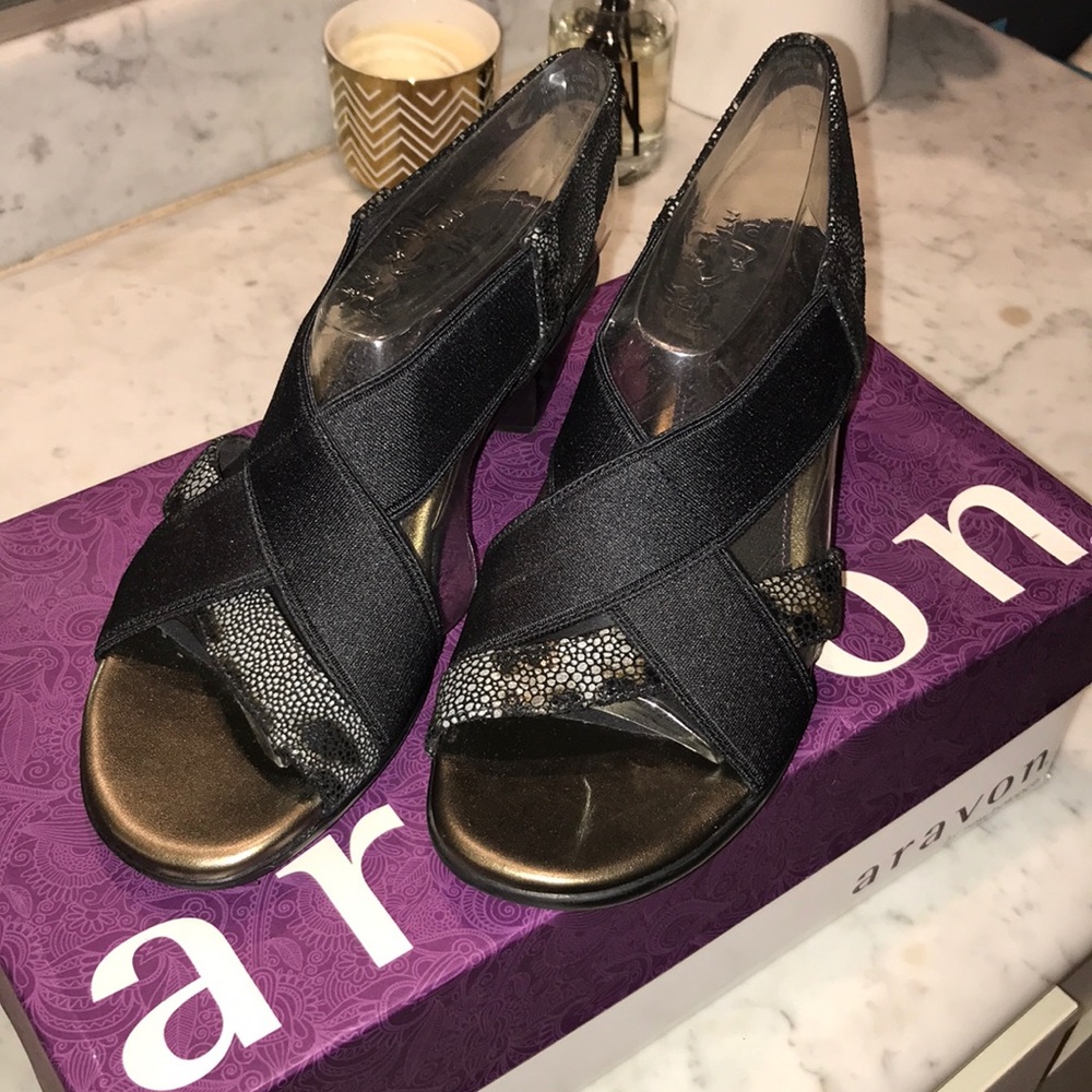 Aravon by New Balance shoes